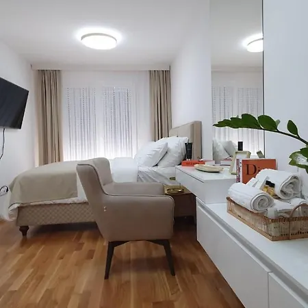 Lux Apartmani Tuzla Exterior photo